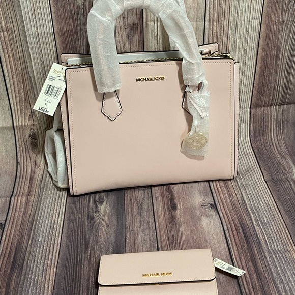 Michael Kors Large Hope Blush Pink - Picture 7 of 7